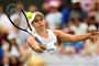 Ashleigh Barty er overraskende færdig ved Wimbledon, efter at hun tabte til Alison Riske i fjerde runde.