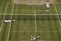 Colombias Juan Sebastian Cabal (nederst) og doublemakkeren Robert Farah (til venstre) jubler efter sejren over Nicolas Mahut og Edouard Roger-Vasselin fra Frankrig.