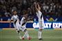 Majestætisk fejrer Zlatan Ibrahimovic et af sine mål mod lokalrivalen Los Angeles FC.