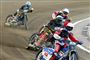 De danske speedwaykørere kæmpede for en semifinaleplads ved par-VM i Rusland, men det lykkedes ikke for Leon Madsen (rød hjelm), Frederik Jakobsen (blå hjelm) og Niels-Kristian Iversen.