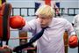 Boris Johnson har her taget boksehandskerne på i forbindelse med et arrangement, som han deltog i som London-borgmester i 2014.