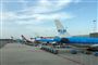 Aflyste fly holdt onsdag aften i Schiphol-lufthavnen i Amsterdam, da de ikke kunne blive fyldt på med benzin.