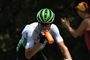 Lars Bak har slidt under Tour de France, men er ofte kommet i mål efter feltet.