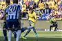 Brøndbys Jesper Lindstrøm havde fået chancen fra start og scorede sit første mål for Brøndby i 3-2-sejren hjemme over OB. Lindstrøm scorede til 1-0 i opgøret efter 25 minutter.