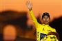 Egan Bernal kunne søndag lade sig hylde som vinder af Tour de France.