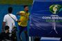 Brasiliens Gabriel Jesus skubbede til videodommersystemet, der blev brugt under slutrunden, efter at han modtog et rødt kort i finalen i Copa America. (Arkivfoto)