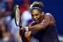 Serena Williams skal møde Naomi Osaka i næste kamp i Toronto.