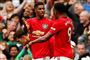 Marcus Rashford (til venstre) scorede to gange, mens Anthony Martial nettede en enkelt gang, da Manchester United indledte Premier League-sæsonen med storsejr over Chelsea.