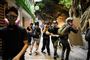 Det sorte tøj er blevet en uniform for mange af demonstranterne i Hongkong, der i weekenden var på gaden for at demonstrere for tiende weekend i træk.
