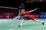 Anders Antonsen var kun i få perioder med i VM-finalen mod japanske Kento Momota, som vandt sikkert i to sæt. I andet sæt vandt danskeren kun tre point.