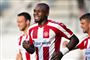 Jores Okore scorede mandag til 2-0, da AaB på udebane vandt med 5-0 i Horsens. Forsvarsspilleren vil gerne til udlandet, og AaB kan føle sig fristet til at sælge ham denne sommer, siger Allan Gaarde.