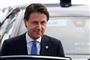 Femstjernebevægelsen forlanger, at premierminister Giuseppe Conte også i en regering med Demokratisk Parti bliver regeringsleder.