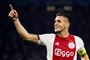 Serbiske Dusan Tadic og Ajax sikrede billet til Champions League onsdag aften, da Apoel FC blev besejret i Amsterdam.