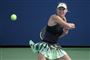 Caroline Wozniacki er på jagt efter en plads i tredje runde ved årets sidste grand slam-turnering, US Open.