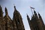 Overhuset, det ene kammer i Storbritanniens parlament, skal fra torsdag tage stilling til et lovforslag, der onsdag er stemt igennem i parlamentets andet kammer, Underhuset.