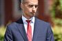 Udlændinge- og integrationsminister Mattias Tesfaye (S) fortæller i Folketinget, at man endnu ikke har fundet et alternativ til det skrottede udrejsecenter Lindholm.