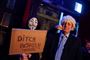 Også i Storbritannien blev halloween anledning til at demonstrere mod den siddende regering. Her ses demonstranter i London, hvor nogle havde klædt sig ud som den britiske premierminister, Boris Johnson. Storbritannien skulle have forladt EU netop den 31. oktober, men brexit er blevet udskudt til 31. januar 2020.
