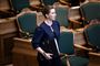 Statsminister Mette Frederiksen (S) er tirsdag for første gang med i sin første spørgetime i Folketinget.