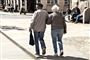 Der bliver flere ældre over 80 år, og mange af dem lider af kroniske sygdomme. Både tid og penge kunne spares, hvis flere blev behandlet hos egen læge i stedet for på sygehusene. (Genrefoto)
