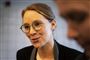 Miljøminister Lea Wermelin (S) vil endnu ikke sætte dato på, hvornår danske jægere lovligt kan påmontere et natsigte på jagtriflen. (Arkivfoto).