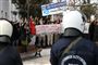 Syv unge mænd er anholdt for at planlægge et angreb på asylansøgere på Lesbos i Grækenland. Det kommer efter at Lesbos' indbyggere i denne uge har demonstreret mod asylansøgerne på øen. (Arkivfoto)