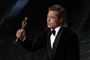 Brad Pitt holder takketale efter at have modtaget en Oscar for Bedste Mandlige Birolle for sin rolle i "Once Upon a Time... in Hollywood".