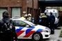 En brevbombe er torsdag gået af hos en virksomhed i den hollandske hovedstad, Amsterdam. Tidligere på dagen blev en anden brevbombe i byen Leusden nordøst for Utrecht desarmeret. Ingen er kommet til skade. Onsdag gik også to brevbomber af.