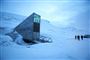 Indgangen til Svalbards frøbank, Global Seed Vault, i udkanten af Longyearbyen, 2016. De 18 frostgrader kolde banklokaler rummer foreløbig en million prøver af plantefrø fra hele verden. Den 25. februar 2020 får banken en betydelig kapitalindsprøjtning.