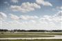 Flyvestationen i Skrydstrup huser normalt danske kampfly. Men flyvestationen kan også blive hjemsted for et større antal coronasmittede, fremgår det af Region Syddanmarks beredskabsplan. (Arkivfoto).