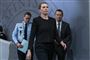 Statsminister Mette Frederiksen (S) og regeringen ønsker at indføre en hastelov, som skal være med til at inddæmme coronavirus. Folketingets partier forhandler sent torsdag om loven. (Arkivfoto)
