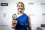Trine Dyrholm ved Danmarks Filmakademis uddeling af Robert Prisen 2020 søndag den 26. januar. Dyrholm skulle have spillet hovedrollen i en dansk storfilm, som nu må aflyses midlertidigt på grund af coronakrisen.