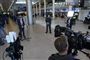 Det var i en noget tom terminal 3, at Københavns Politi og Københavns Lufthavn søndag holdt pressemødet om nye tiltag, der skal sikre, at nyankomne passagererne holder afstand.