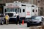 For anden dag i træk har USA registreret over 800 dødsfald som følge af coronavirusset. I Detroit er myndighederne i gang med at omdanne et konferencecenter til en hospital, fordi de mange sygdomstilfælde overbelaster sundhedsvæsnet.