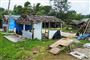 Huse er blevet ødelagt nær Vanuatus hovedstad, Port Vila, efter at den tropiske storm ramte øen.
