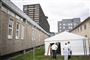 Efter at sundhedsmyndighederne har ændret teststrategien endnu en gang, betyder det, at langt flere testes end tidligere under coronakrisen. (Arkivfoto)