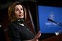 Lederen af Demokraterne i Repræsentanternes Hus, Nancy Pelosi, har skærpet sit tonefald over for Trump yderligere: "Trump kommer ind med hundeefterladenskaber på sine sko, og alle der arbejder sammen med ham, har det også på deres sko, og det vil de have i meget lang tid fremover".