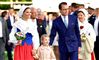 Mor og far bliver væk fra fejring af kronprinsesse Victoria