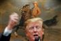 Portræt af USA's tidligere præsident Theodore Roosevelt hænger hænger bag præsident Donald Trump, som mandag kritiserer, at en statue af den tidligere præsident bliver fjernet fra pladsen foran New York Citys Naturhistoriske Museum.
