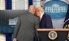 Donald trump og sikkerhedsvagt