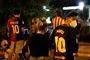 Fans af FC Barcelona er forsamlet ved Camp Nou