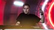 DJ'en Martin Jensen på scenen