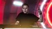DJ'en Martin Jensen på scenen