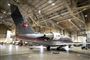 Det danske Challengerfly parkeret i en hangar
