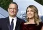 Skuespilleren Tom Hanks og konen Rita Wilson smiler 