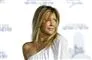 Skuespilleren Heather Locklear poserer klædt i hvidt