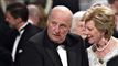 Kong Harald og dronning Anne Marie i samtale