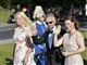 Ari Behn og prinsesse Märtha Louise vinker til kameraet