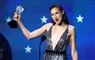 Gal Gadot takker for en pris