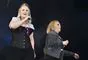 Pernille og Susanne Georgi på scenen