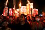 Demonstranter på gaden i Dhaka, Bangladesh